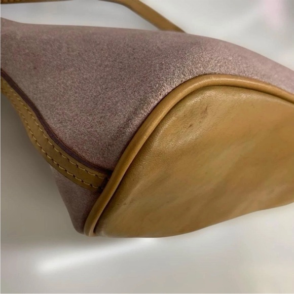 Gucci Blush Suede Shoulder Bag with Tan Strap - Picture 7 of 14
